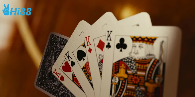 Cách thắng bài Crazy Eight hiệu quả