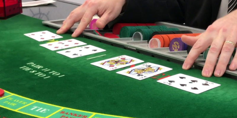 Hướng dẫn cách đánh Baccarat