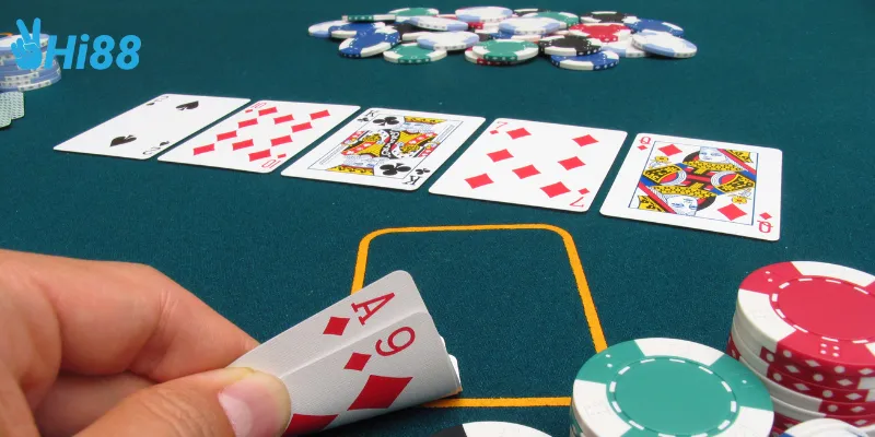 Giới thiệu về bài poker stud 5 lá